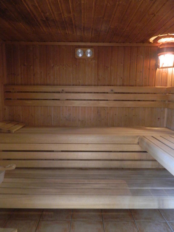 Mandarin Wellness Apartman Siófok Cameră foto