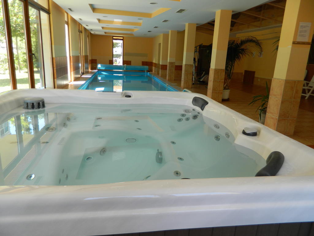 Mandarin Wellness Apartman Siófok Cameră foto